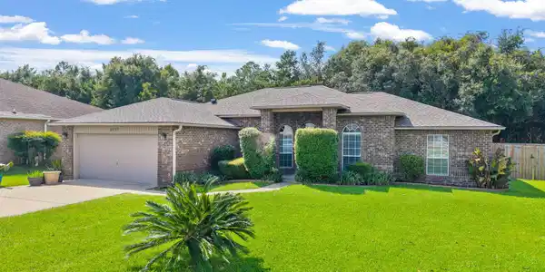 Image 3: 2-web-or-mls-2637-stormy-cir
