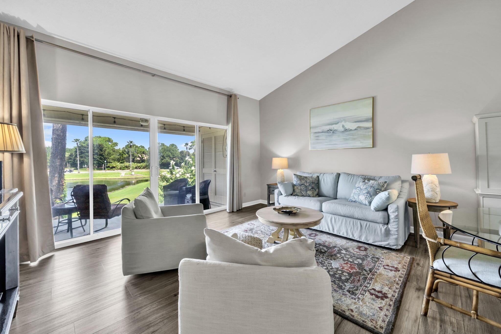 Image 3: 20-web-or-mls-DSC06146