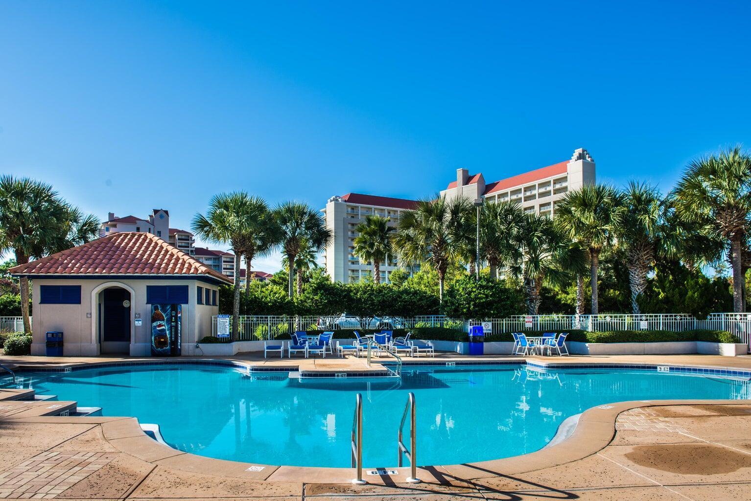 Image 2: Summit Heated Pool