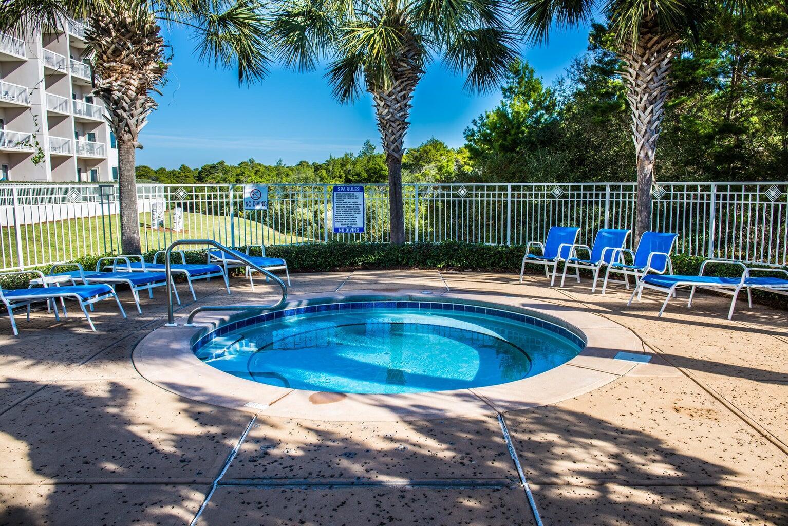 Image 3: Summit Hot Tub