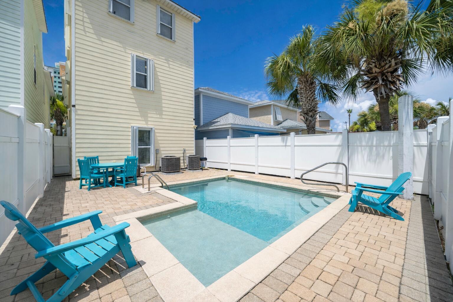Image 3: pool 3