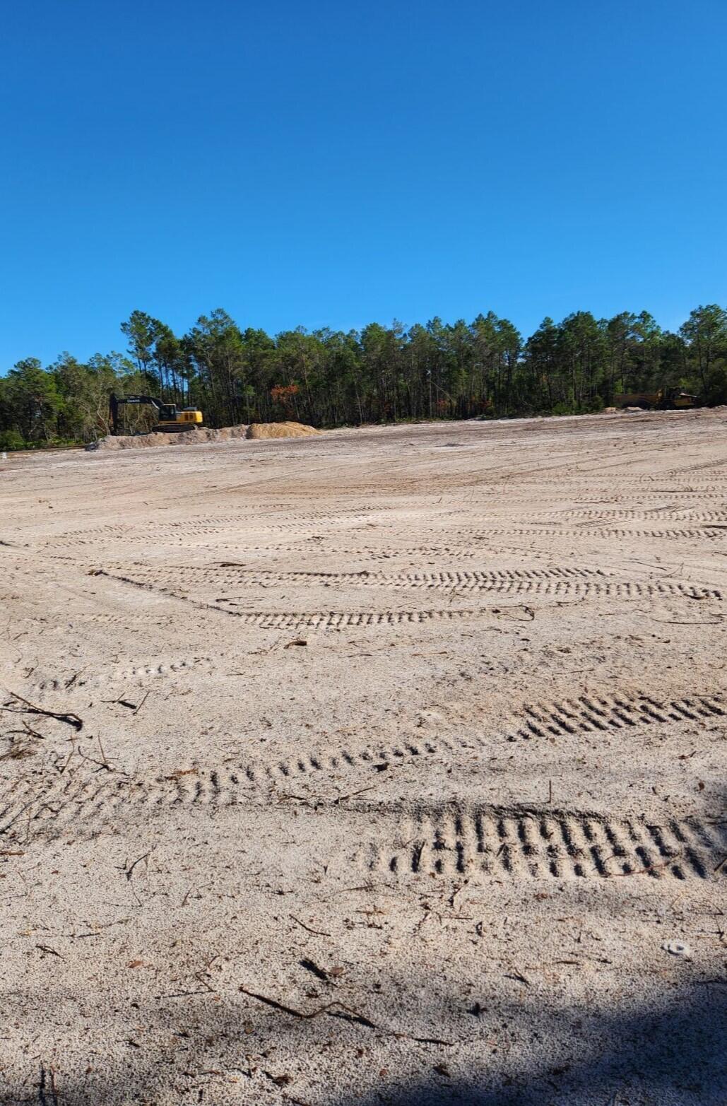 Image 2: Lot Clearing pic 7