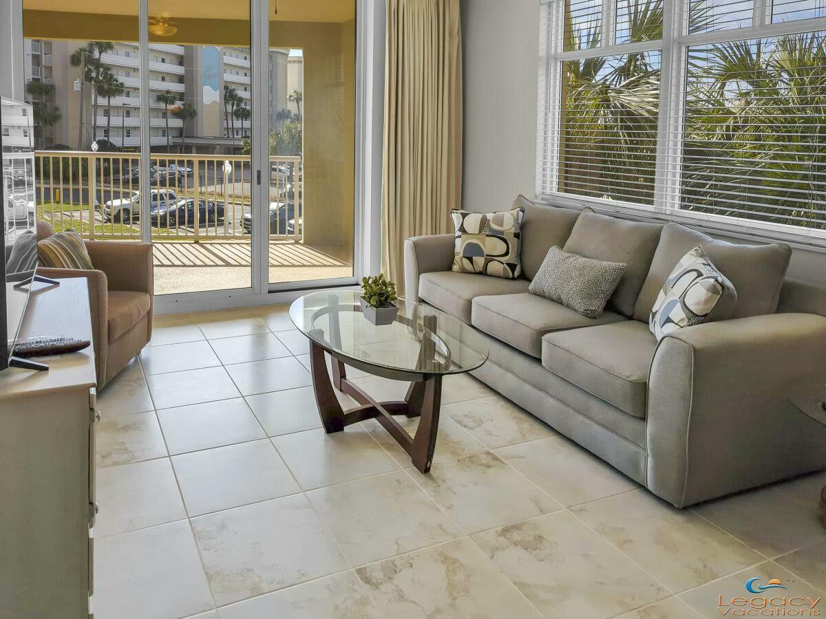Image 3: Living Room Door to Deck