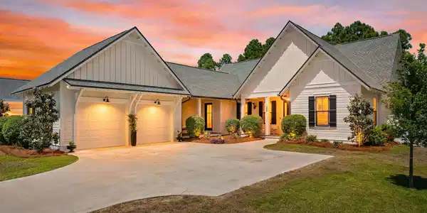 20 W Firethorn Circle