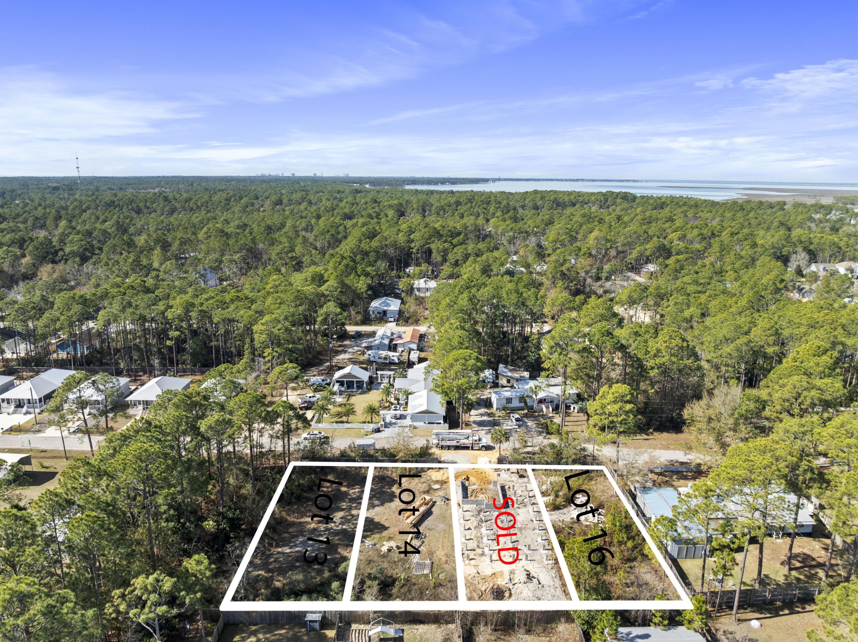 Image 3: 0.14 Acres