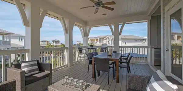 27 Blue Dolphin Loop