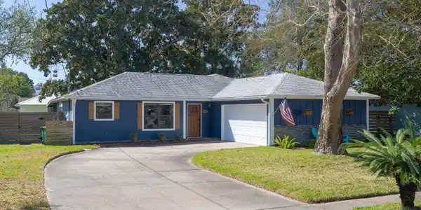 301 Primrose Circle