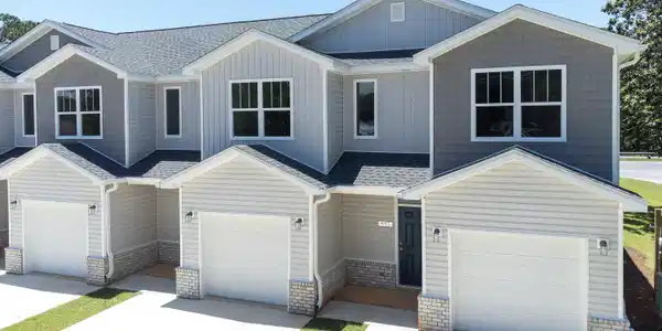 971 Skylark Road