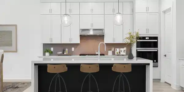 Image 2: Kitchen
