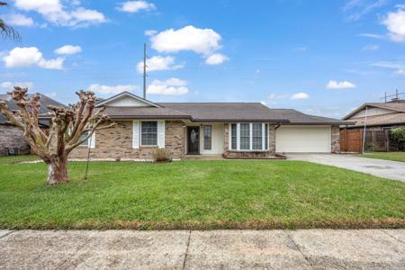 6 Tanglewood Circle
