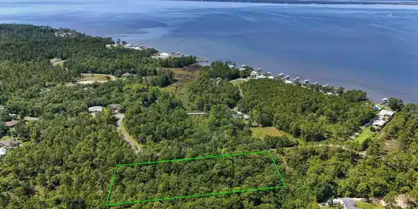 4.66 Acres Watson Road