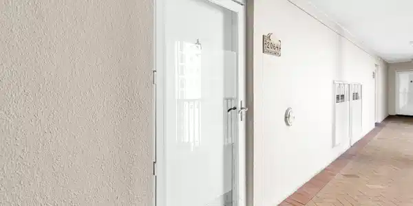 Image 3: 2-web-or-mls-DSC07547
