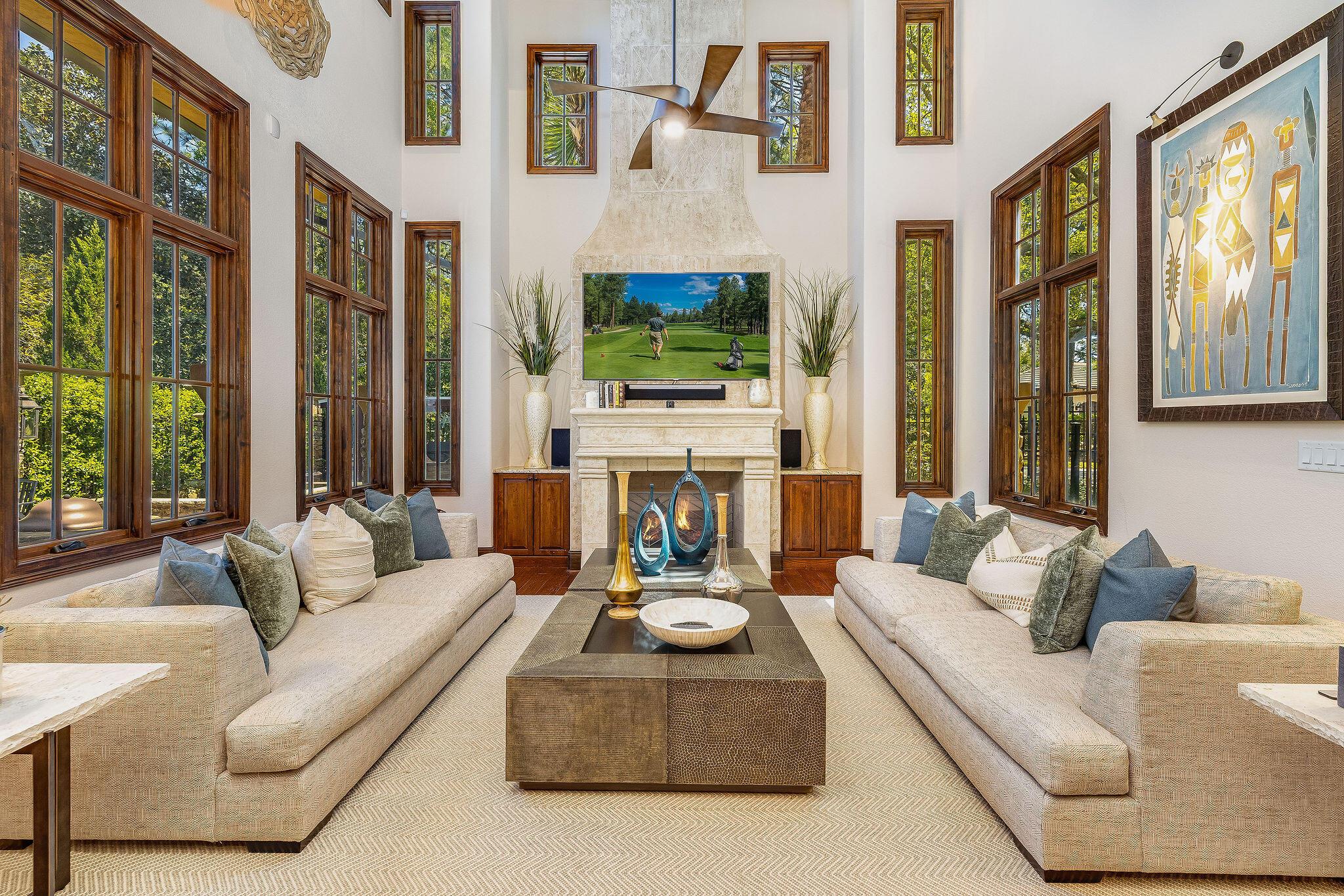 Image 2: Living Room