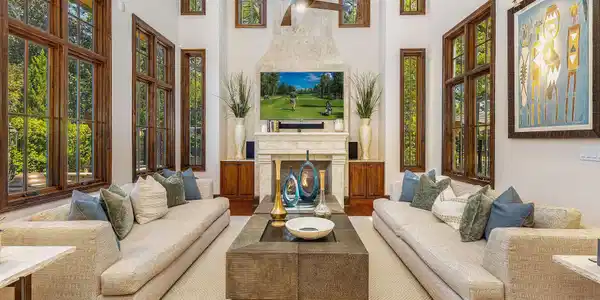 Image 2: Living Room