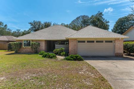 512 Samana Way