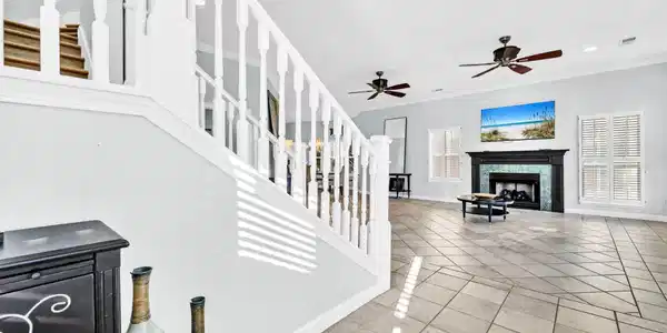 Image 4: 6-web-or-mls-DSC08539