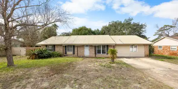 307 Spring Lane