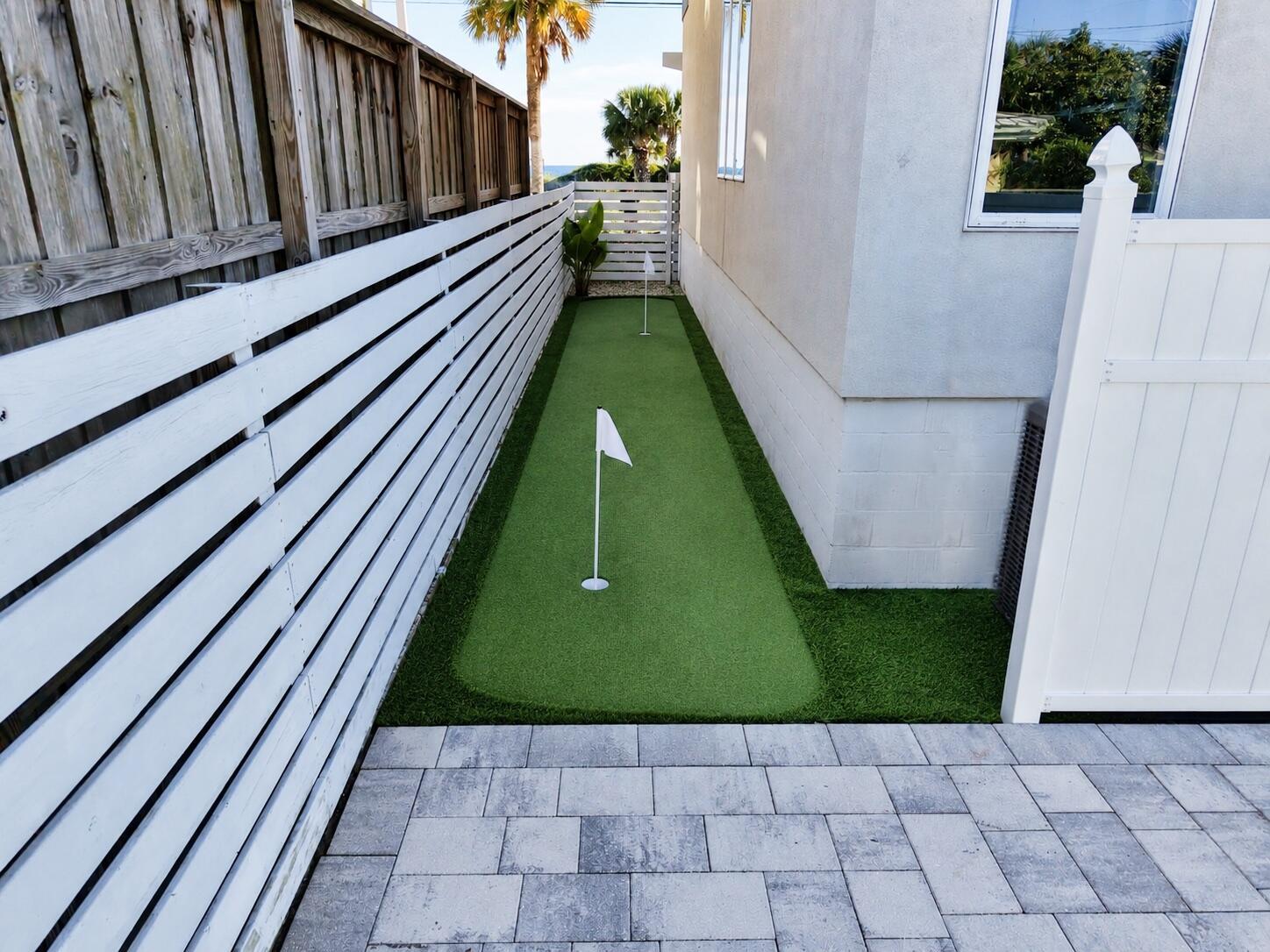 Image 4: Welcome to your luxury beach home!