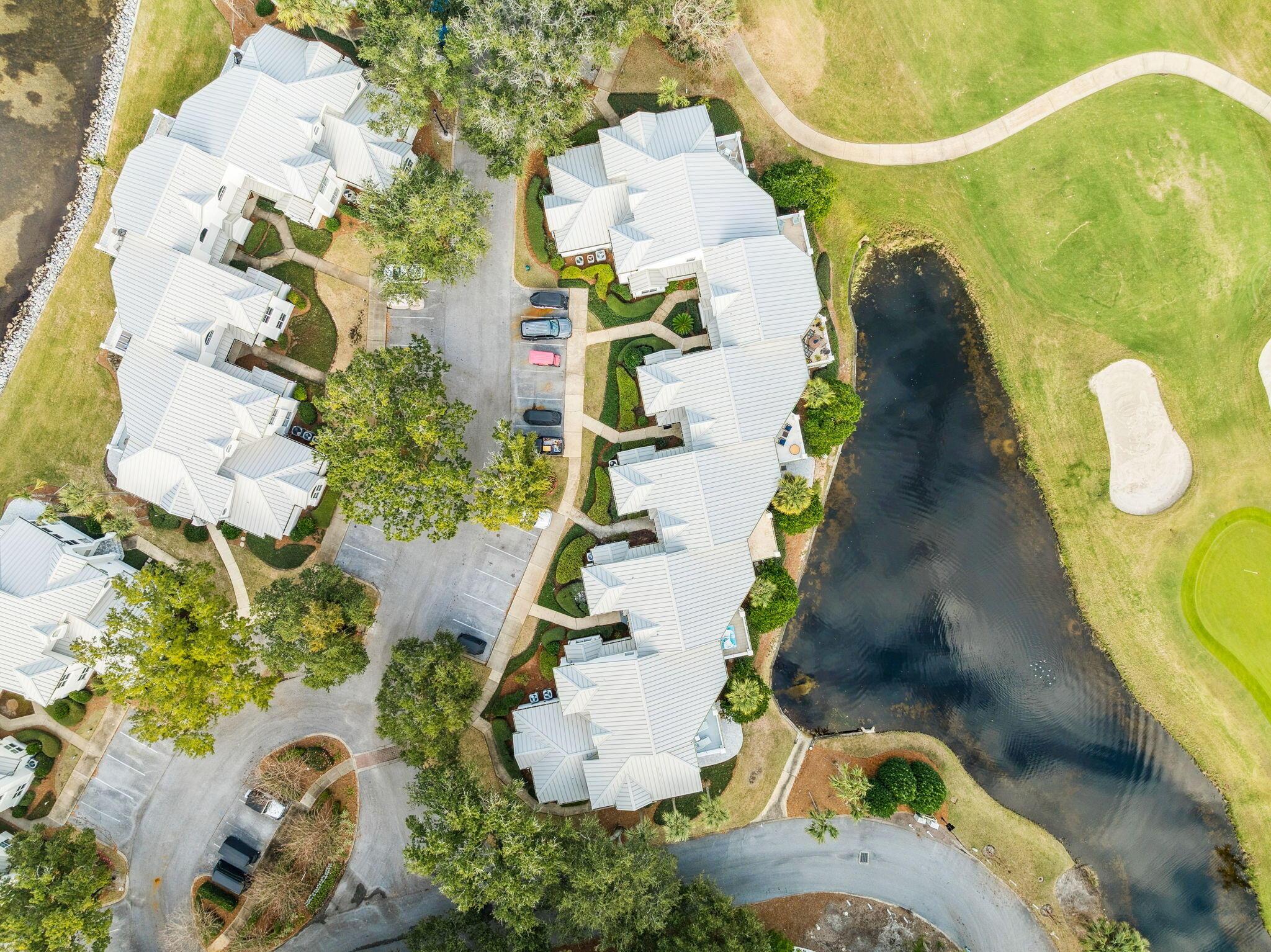 Image 2: Array_979NorthshoreDr-10
