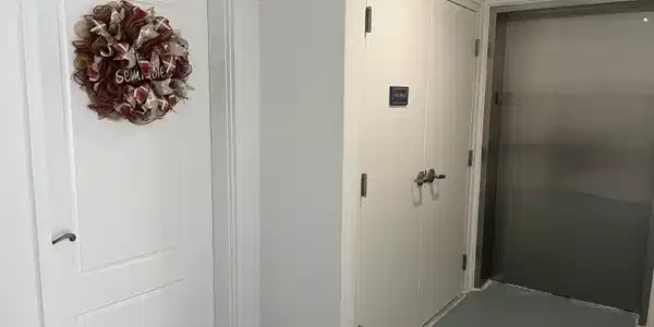 Image 2: 414 West entrance and elevator