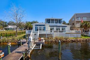 813 Bayshore Drive