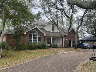 1320 Bluelake Cove