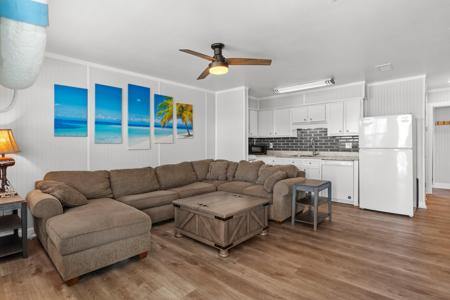 312 Bream Avenue