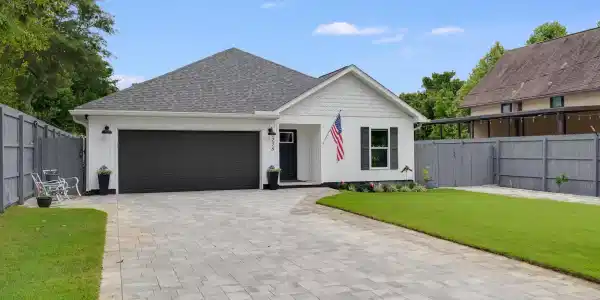 338 Azalea Drive