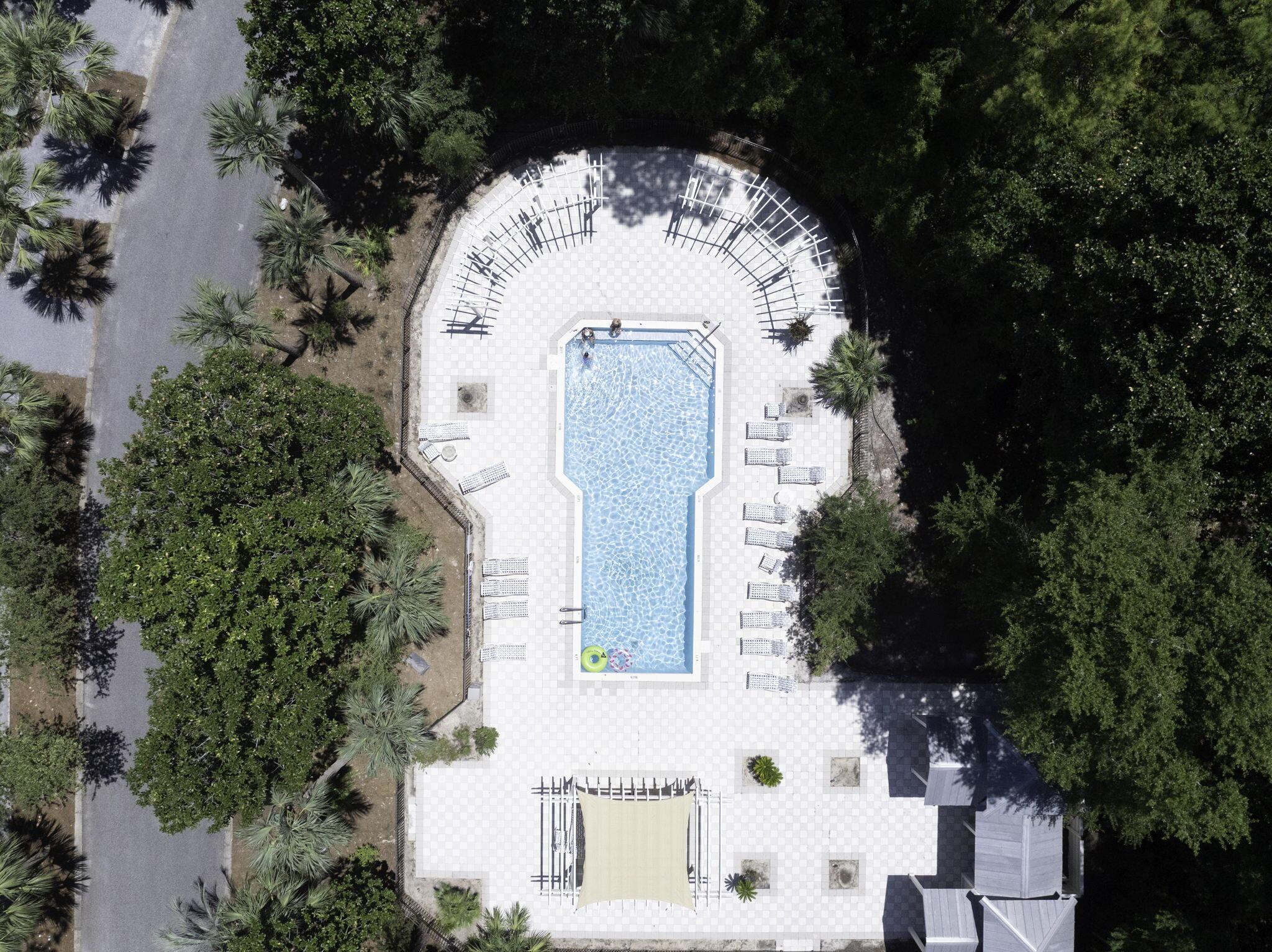 Image 4: Community Pool