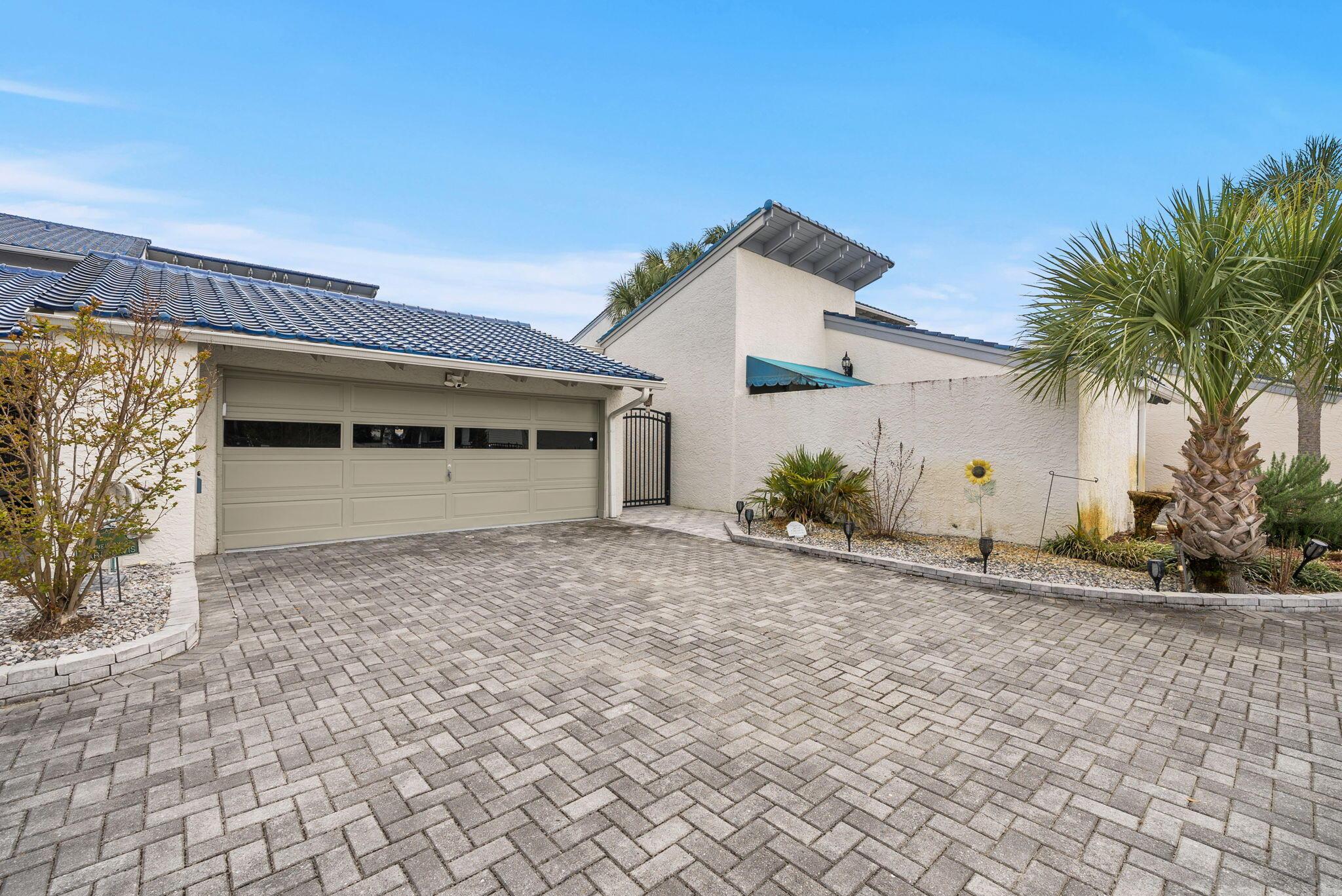 Image 2: 69-web-or-mls-DSC00576