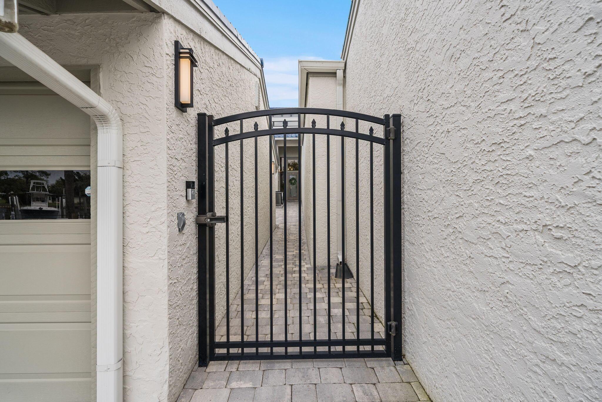 Image 3: 68-web-or-mls-DSC00571