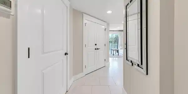 Image 2: 9300 Baytowne Ave 405 Miramar Beach FL 3
