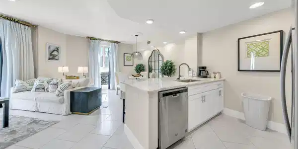 Image 3: 9300 Baytowne Ave 405 Miramar Beach FL 3
