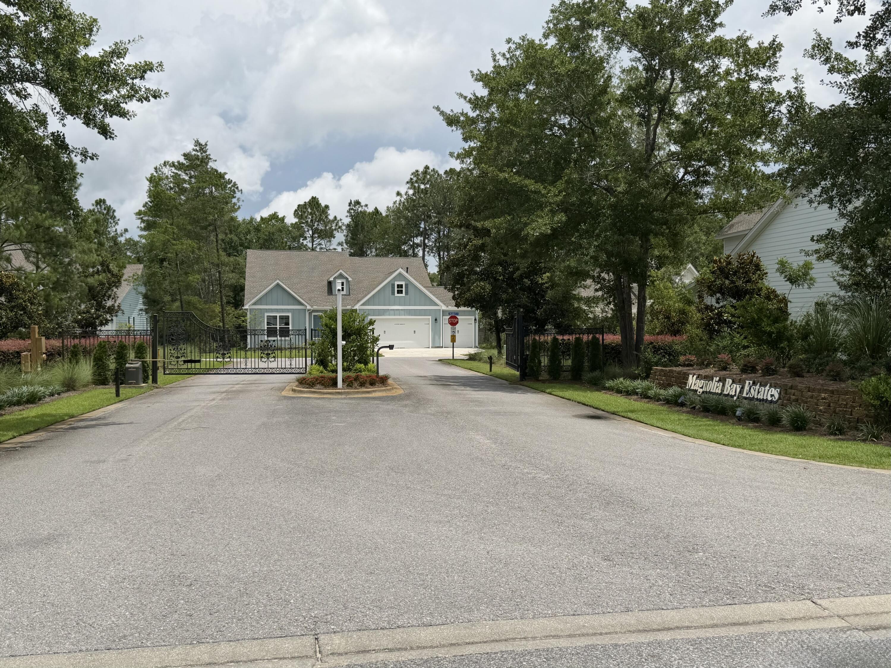 Image 4: MBE a gated community