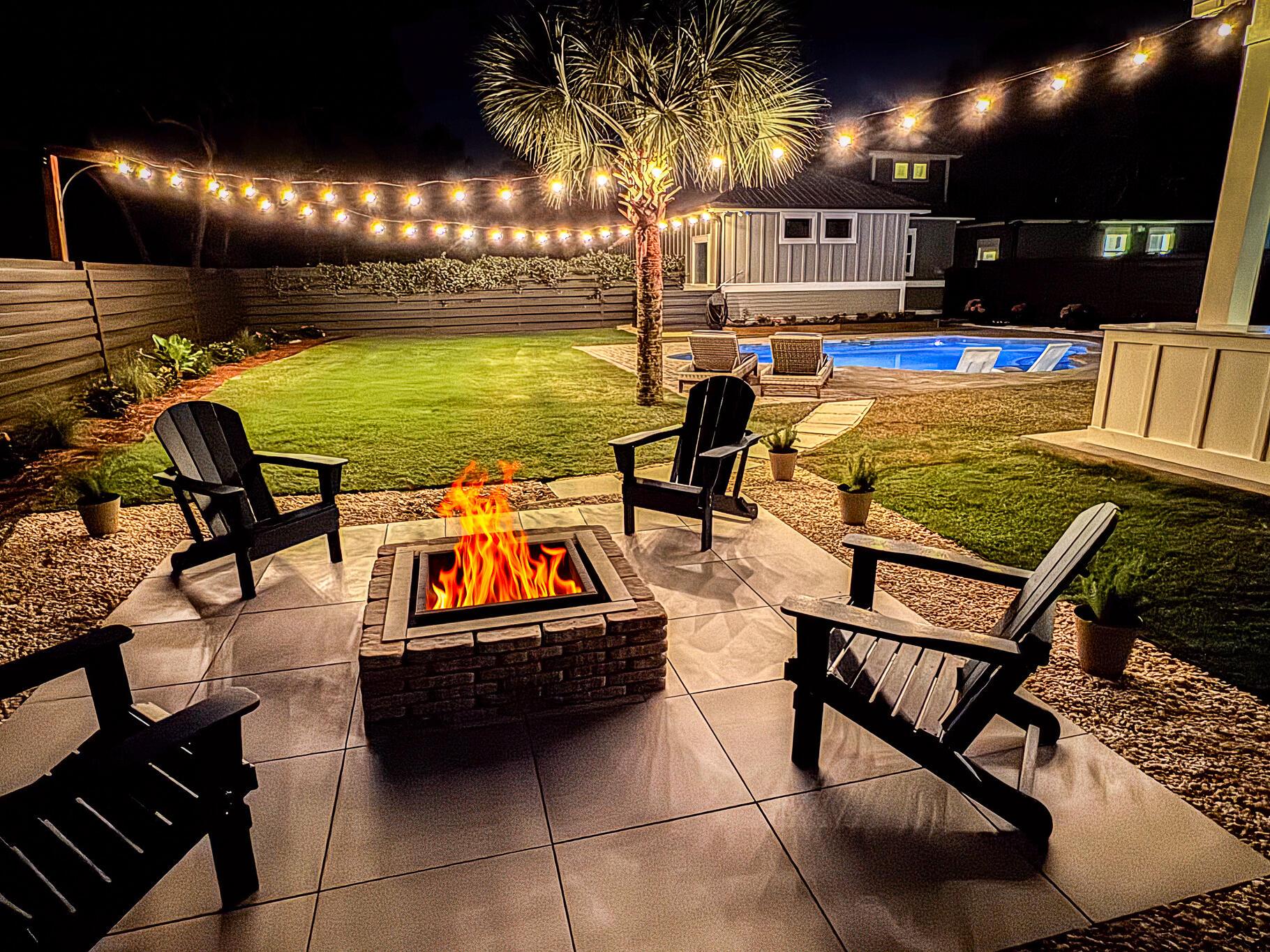 Image 4: 490 Red Barn - Night Pool-163