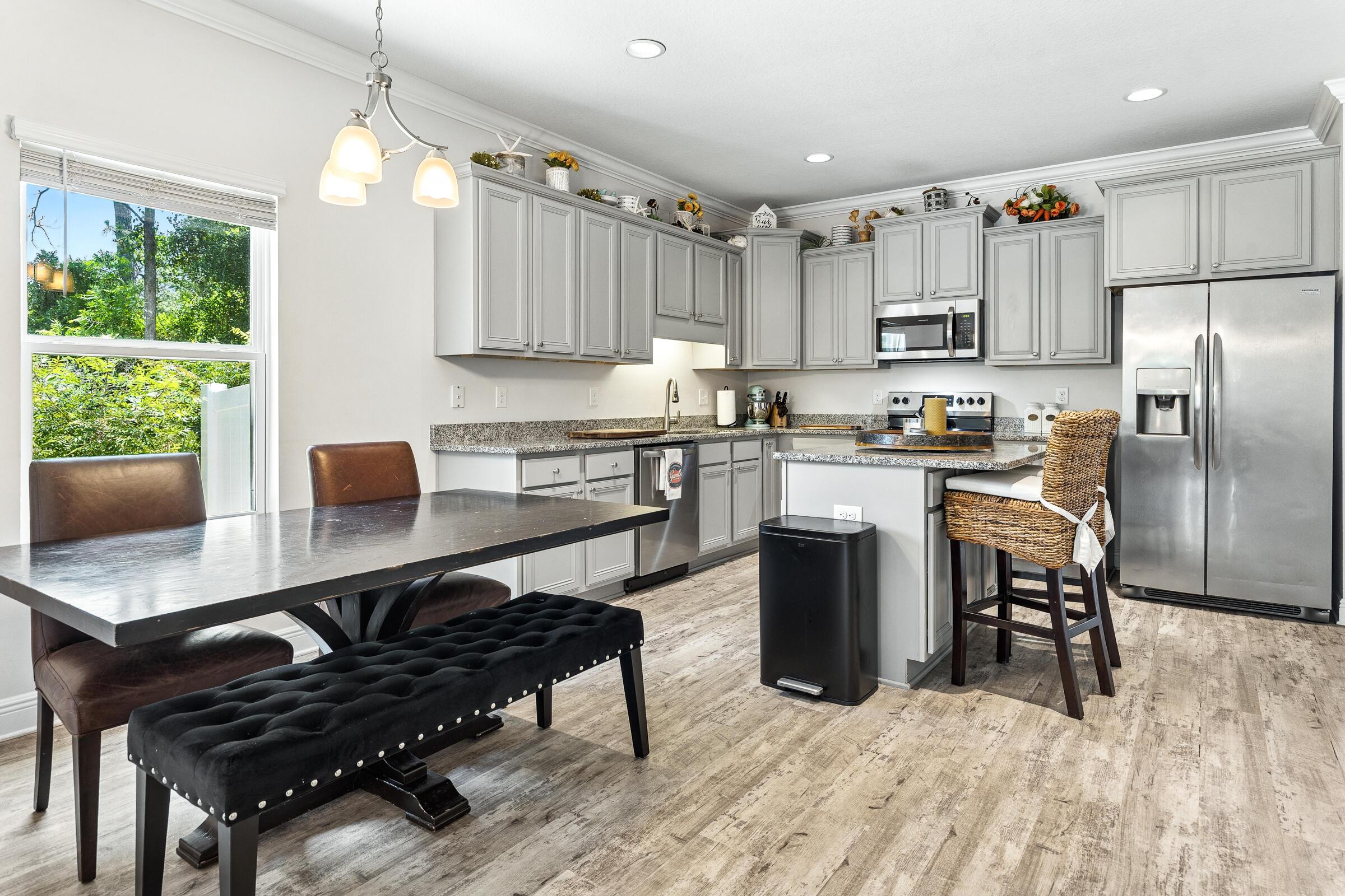 Image 3: open kitchen