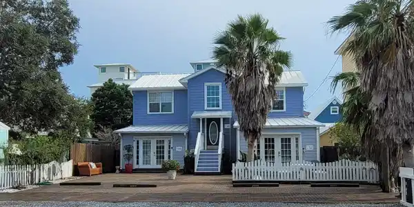 19 Daytona Street
