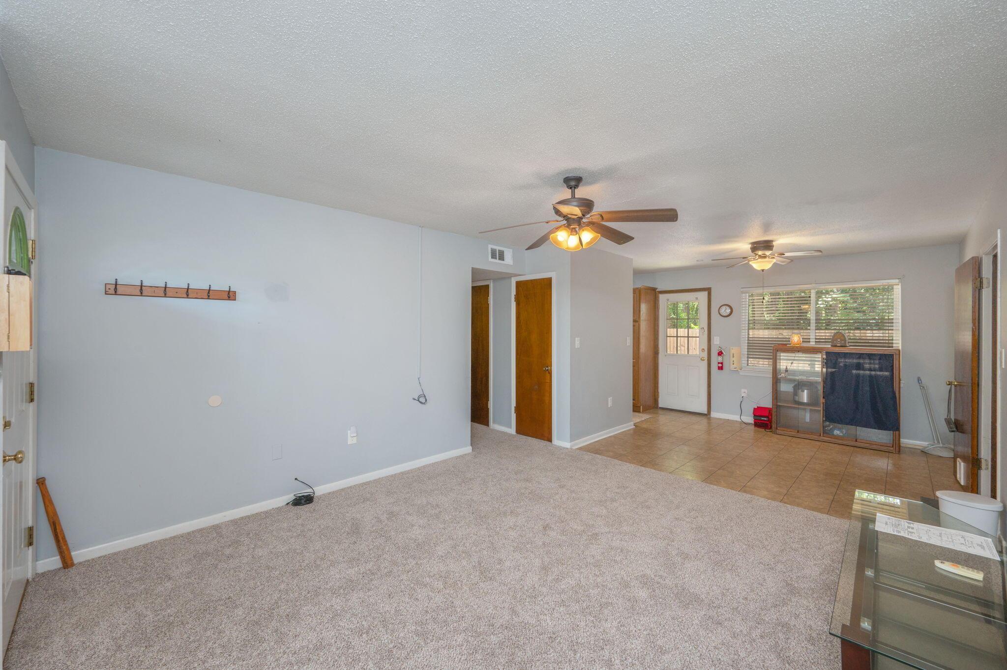 Image 4: 61-web-or-mls-4-7th-st