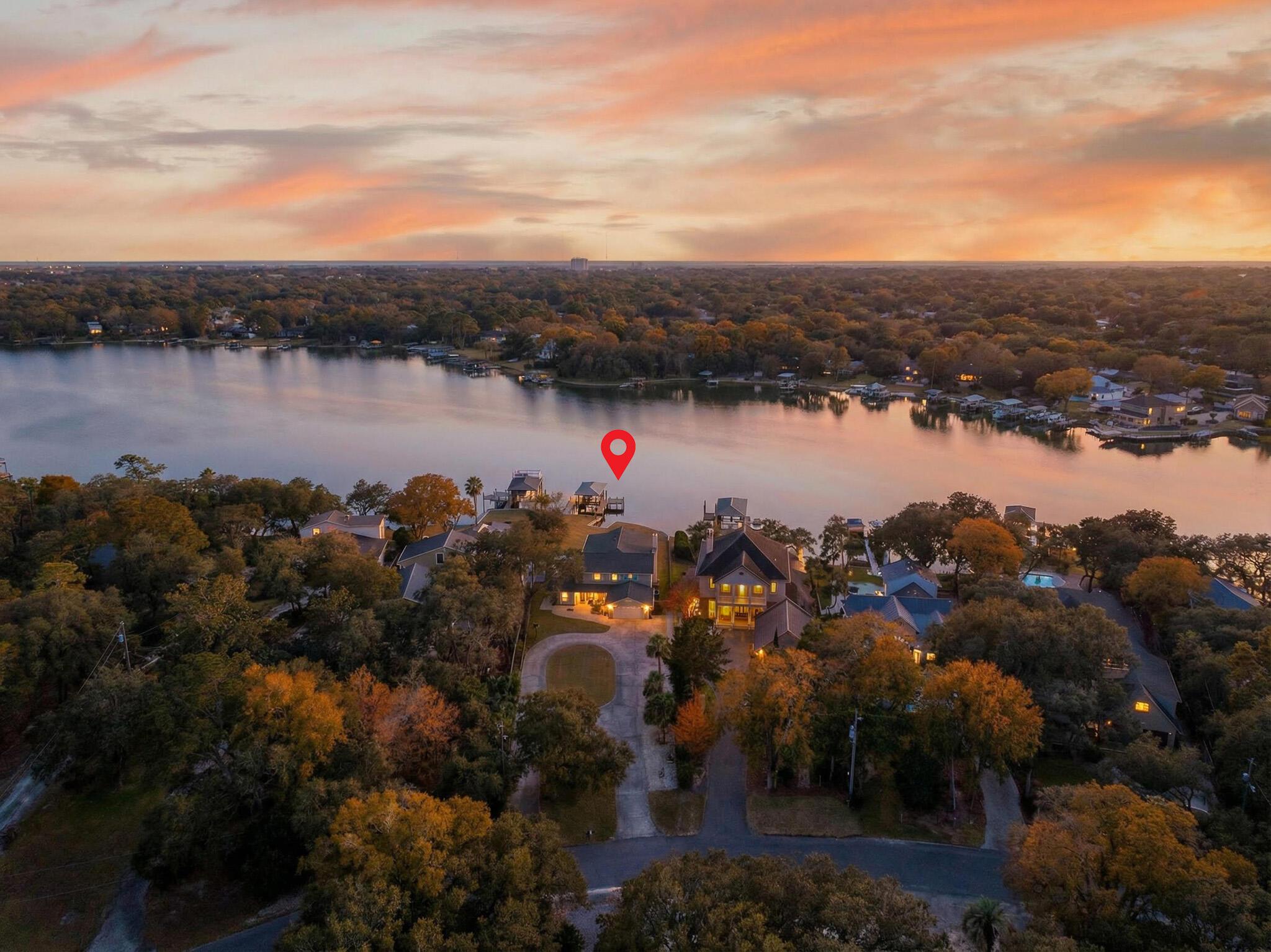 Image 1: 288LafitteCresdronetwilightlocation