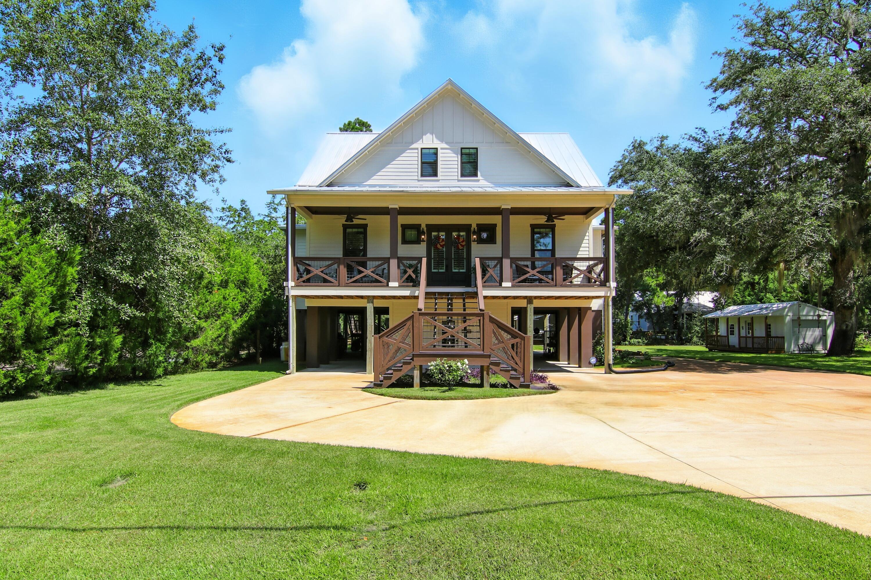 Image 4: Front of home