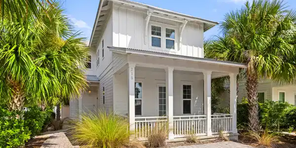215 Sands Street