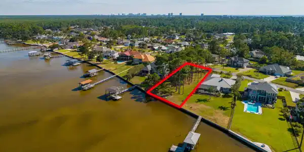 306 Moonlight Bay Drive