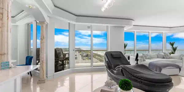 15400 Emerald Coast Parkway