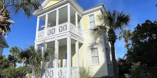 505 Beachside Gardens