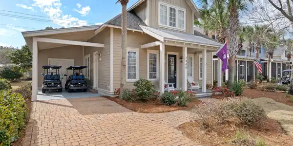 2448 Bungalo Lane
