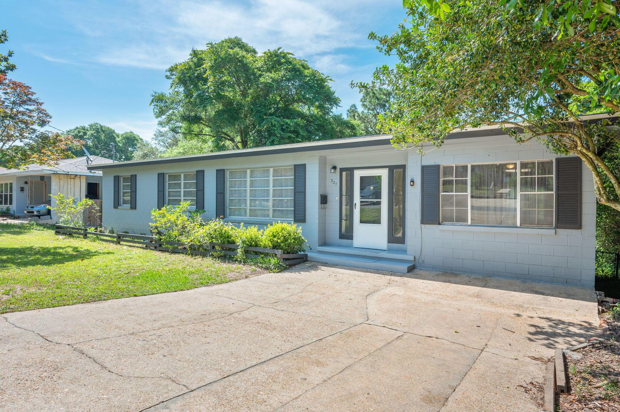 Image 3: 2-web-or-mls-321-washington-ave