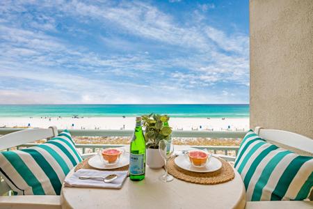 866 Santa Rosa Boulevard