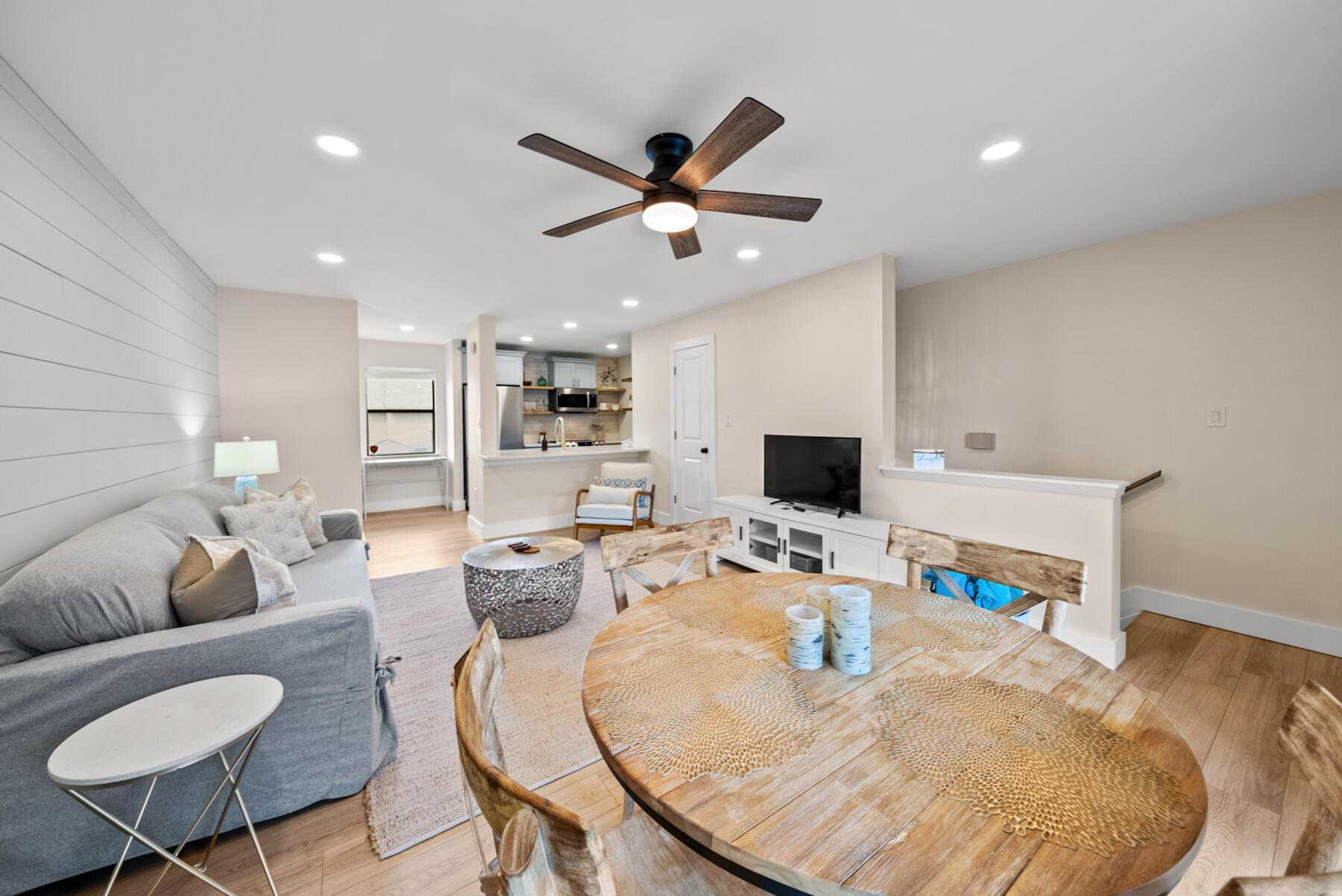 Image 4: 36 N Myrtle Dr. Unit 103