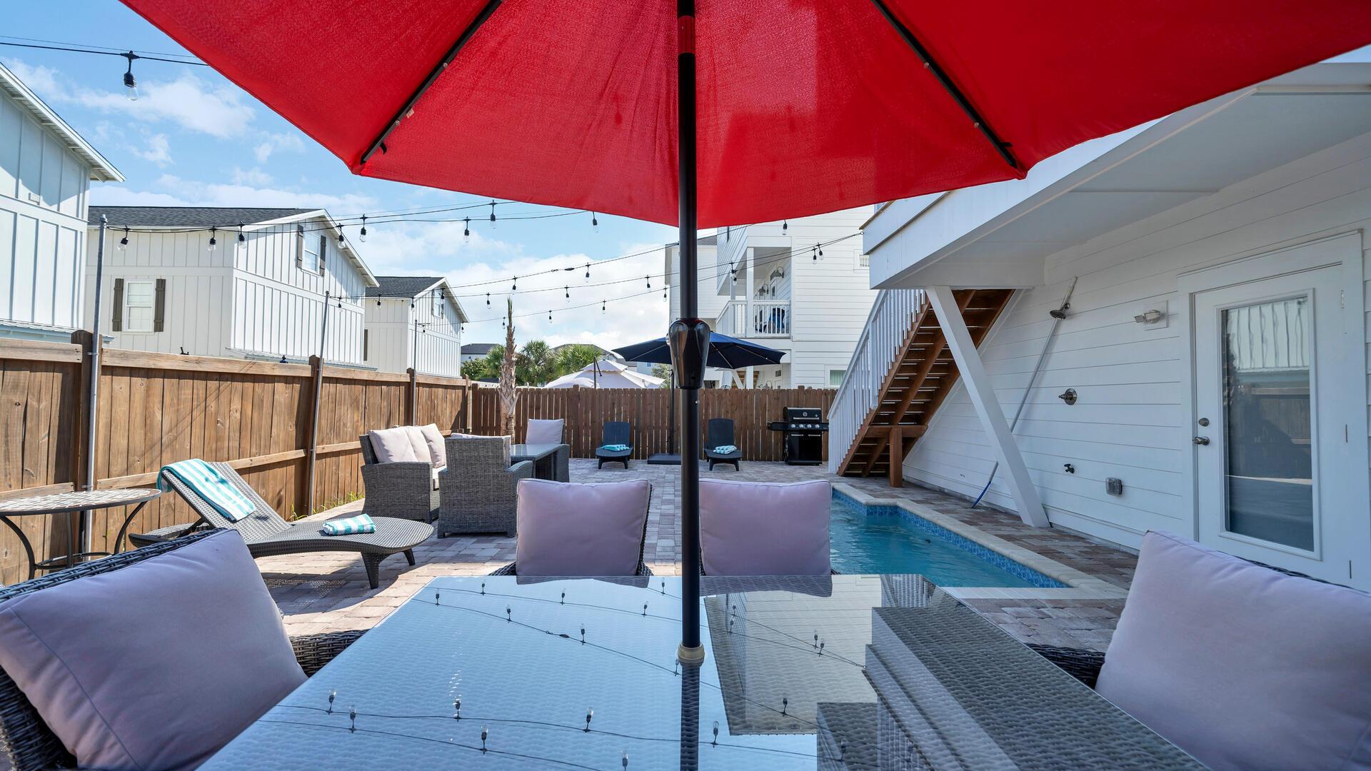 Image 3: Back Yard 3