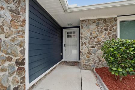 5608 Ivy Road